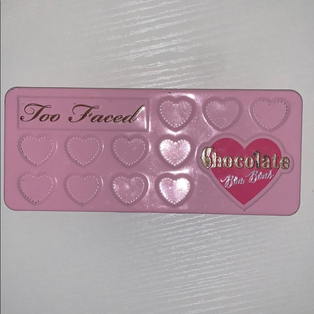 Too Faced chocolate eyeshadow palette